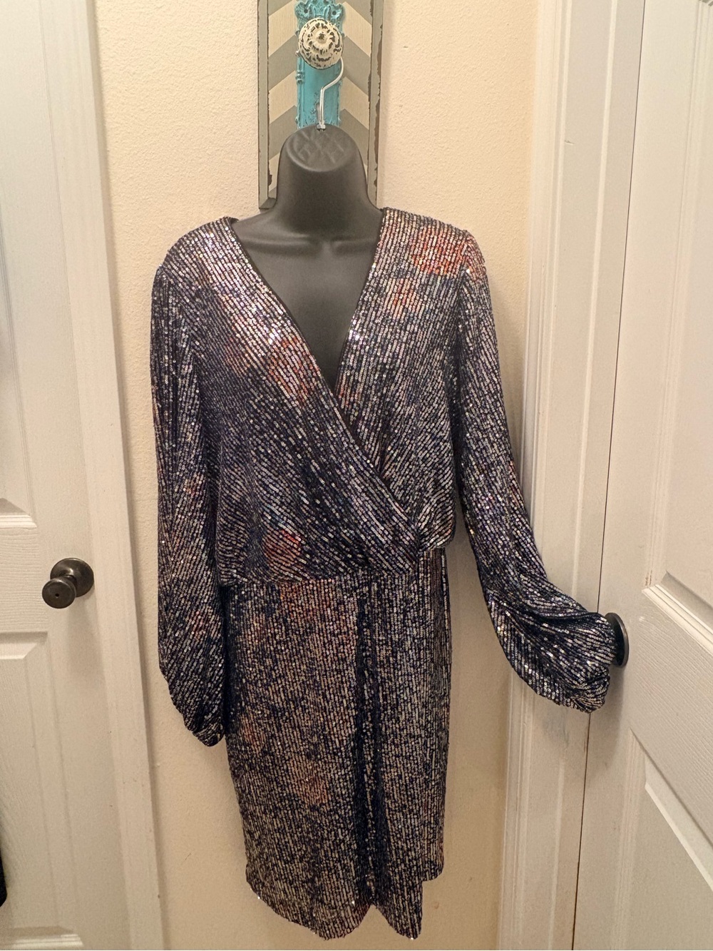 R&M Richards Size 16 Sequin Wrap Cocktail Party Dress